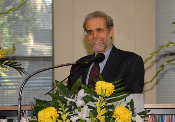 Dr. Daniel Goleman gives a speech at the Irving Goleman Library dedication.