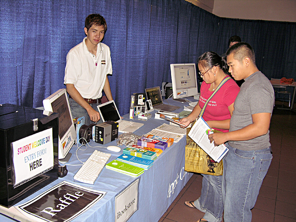 Welcome Day Raffle. This year's Grand Prize will be a 16GB iPod Nano!