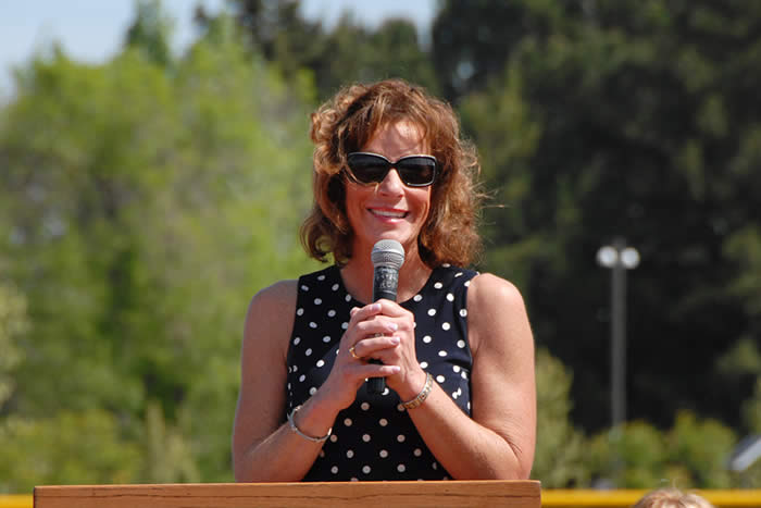 Cindy Layland addresses the crowd at the Bucky Layland Complex dedication ceremonies.