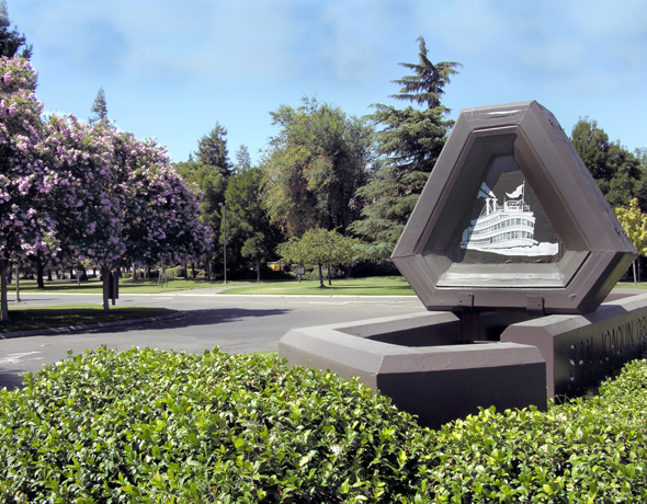 San Joaquin Delta College's Pacific Ave. Entrance