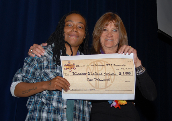 Marsha Posner-Williams presents the Marsha Posner Williams $1000 Scholarship to Wisdom-Shallena Johnson