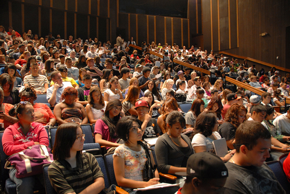 Students at the 2011 New Student Welcome Day Information Session.